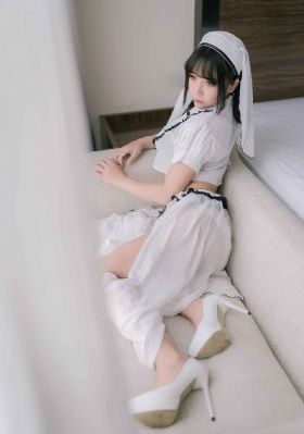 公的淫之手在线_国产剧迅雷电影在线